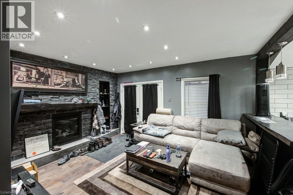 83 OXFORD Street - 18