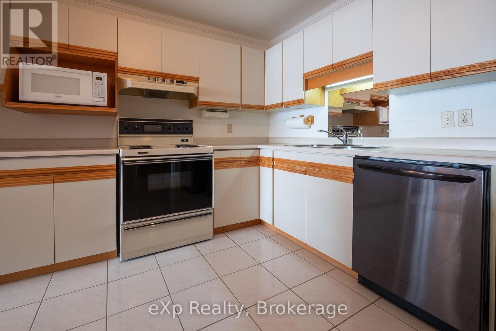#105 2555 3RD AVENUE W - 13