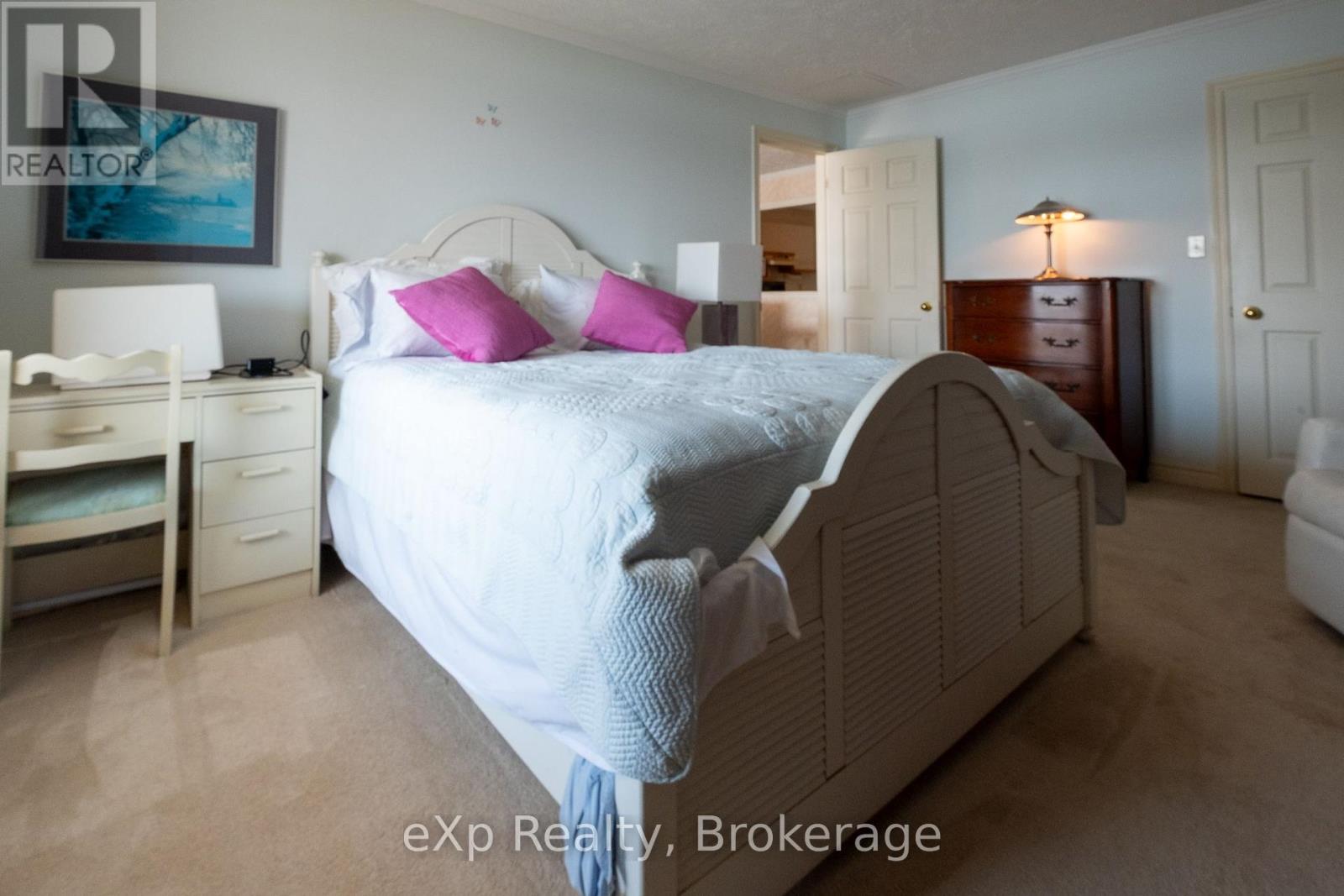 #105 2555 3RD AVENUE W - 16