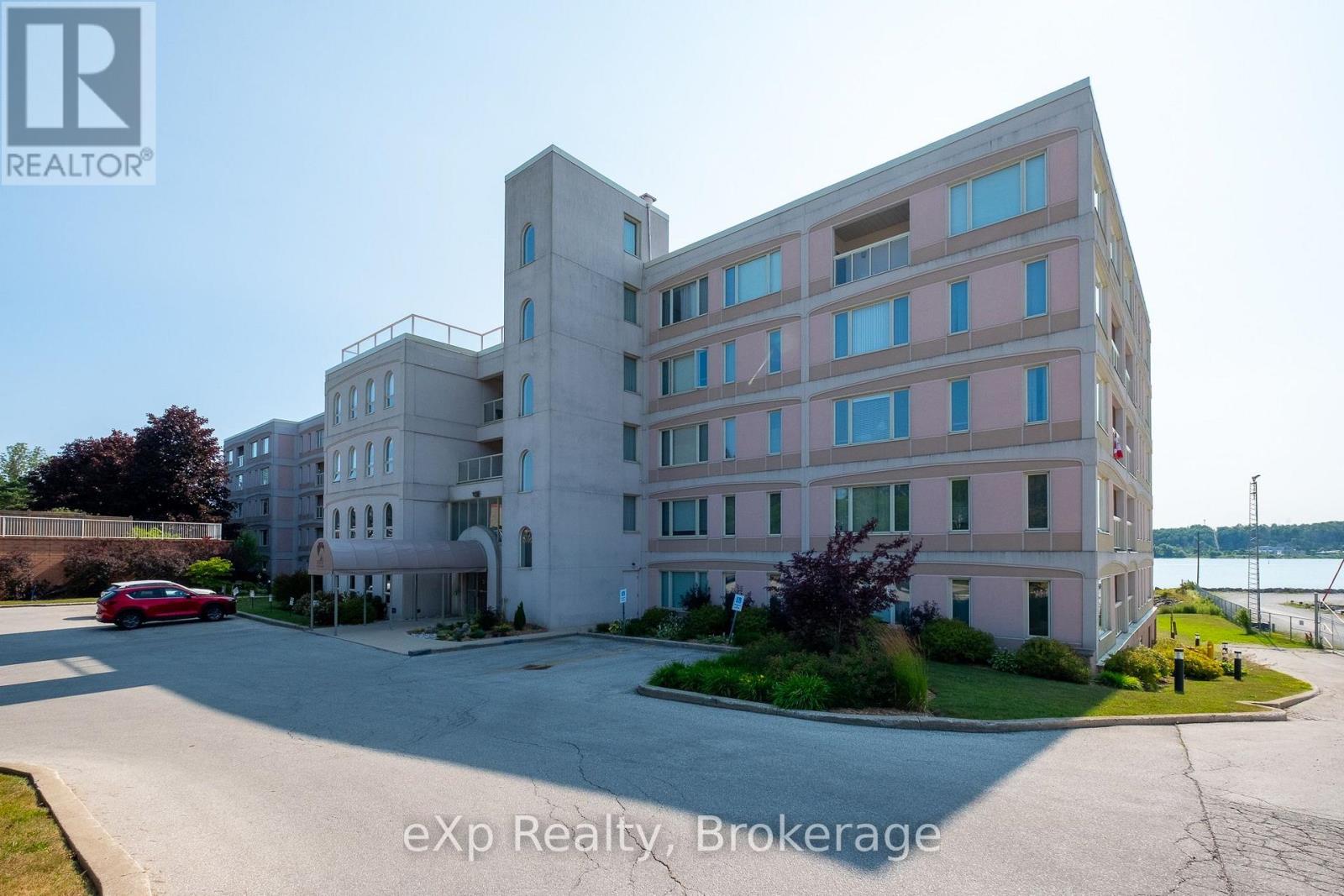 #105 2555 3RD AVENUE W - 2
