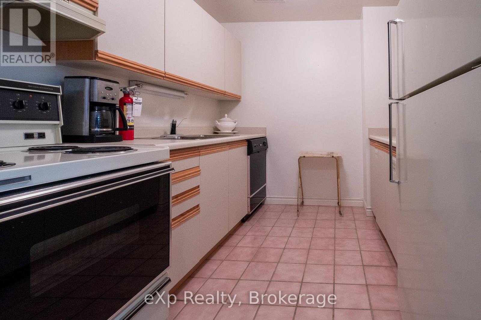 #105 2555 3RD AVENUE W - 24