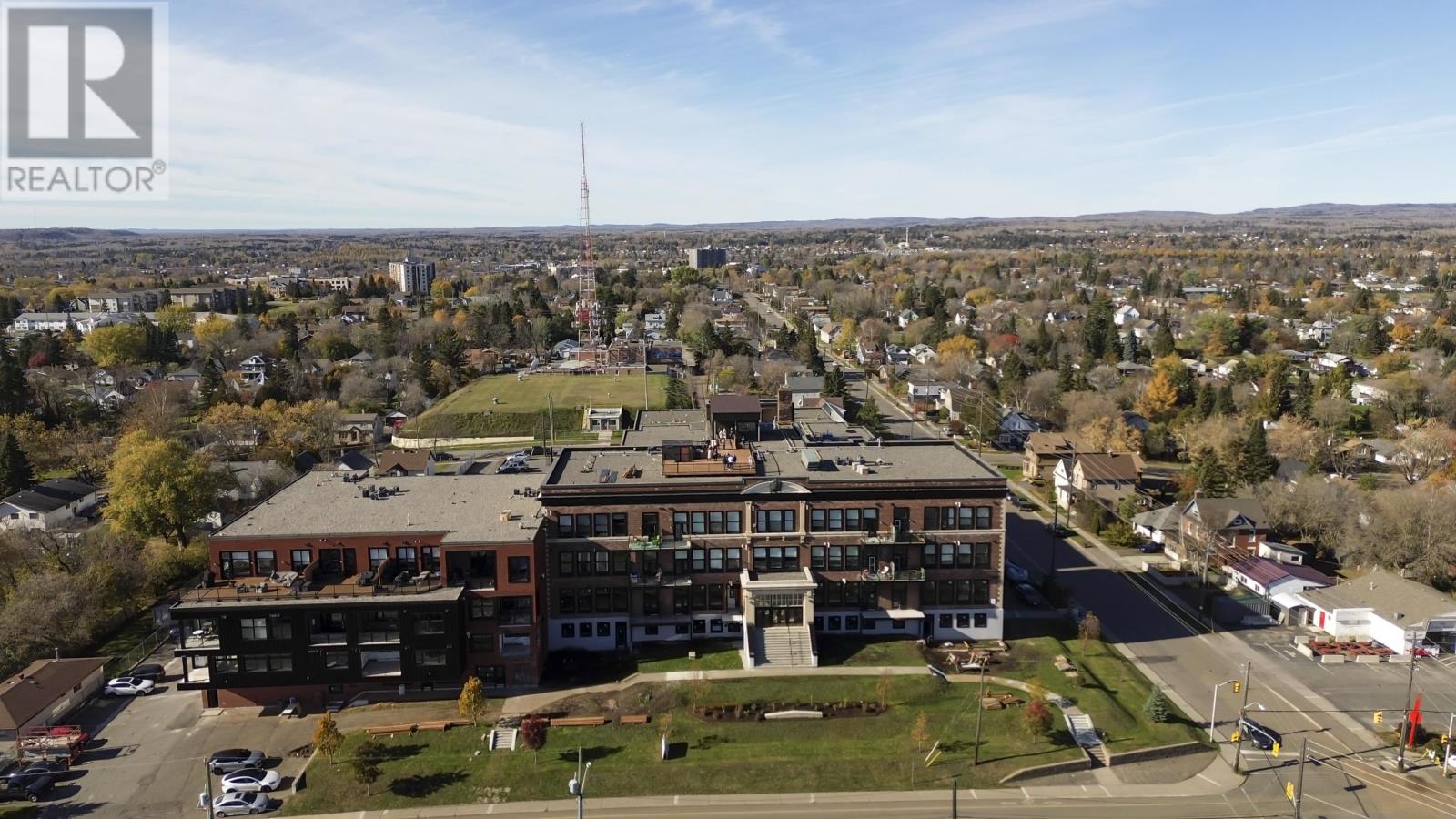3210 96 HIGH ST N - 2