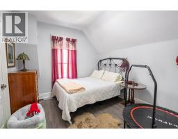 407 Queen Street, Petrolia, ON N0N1R0 Photo 23