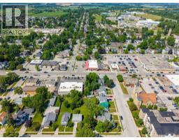 407 Queen Street, Petrolia, ON N0N1R0 Photo 36