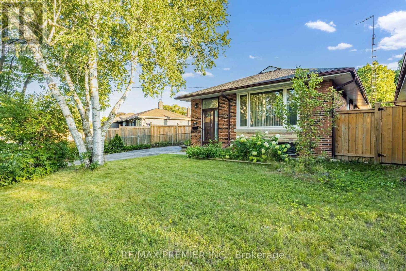 35 BARKWIN DRIVE - 6