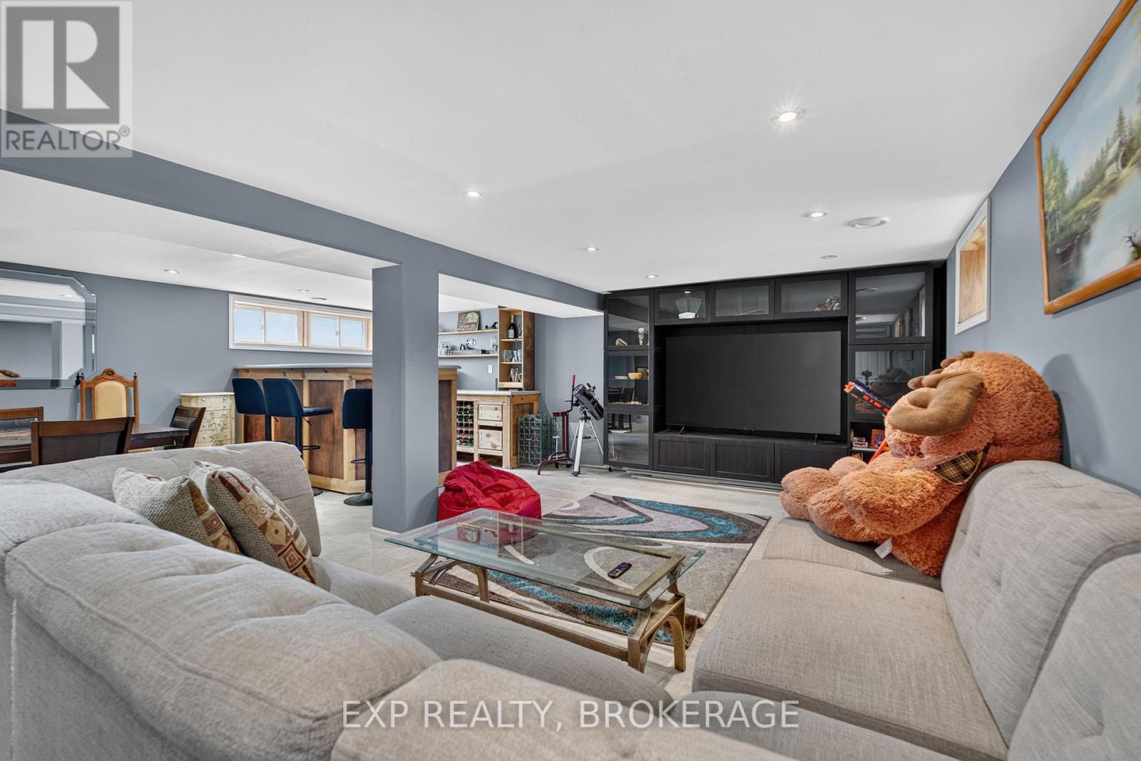 59 FAIRFIELD BOULEVARD - Image 24