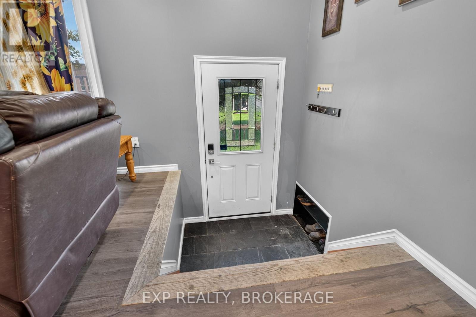 59 FAIRFIELD BOULEVARD - 5