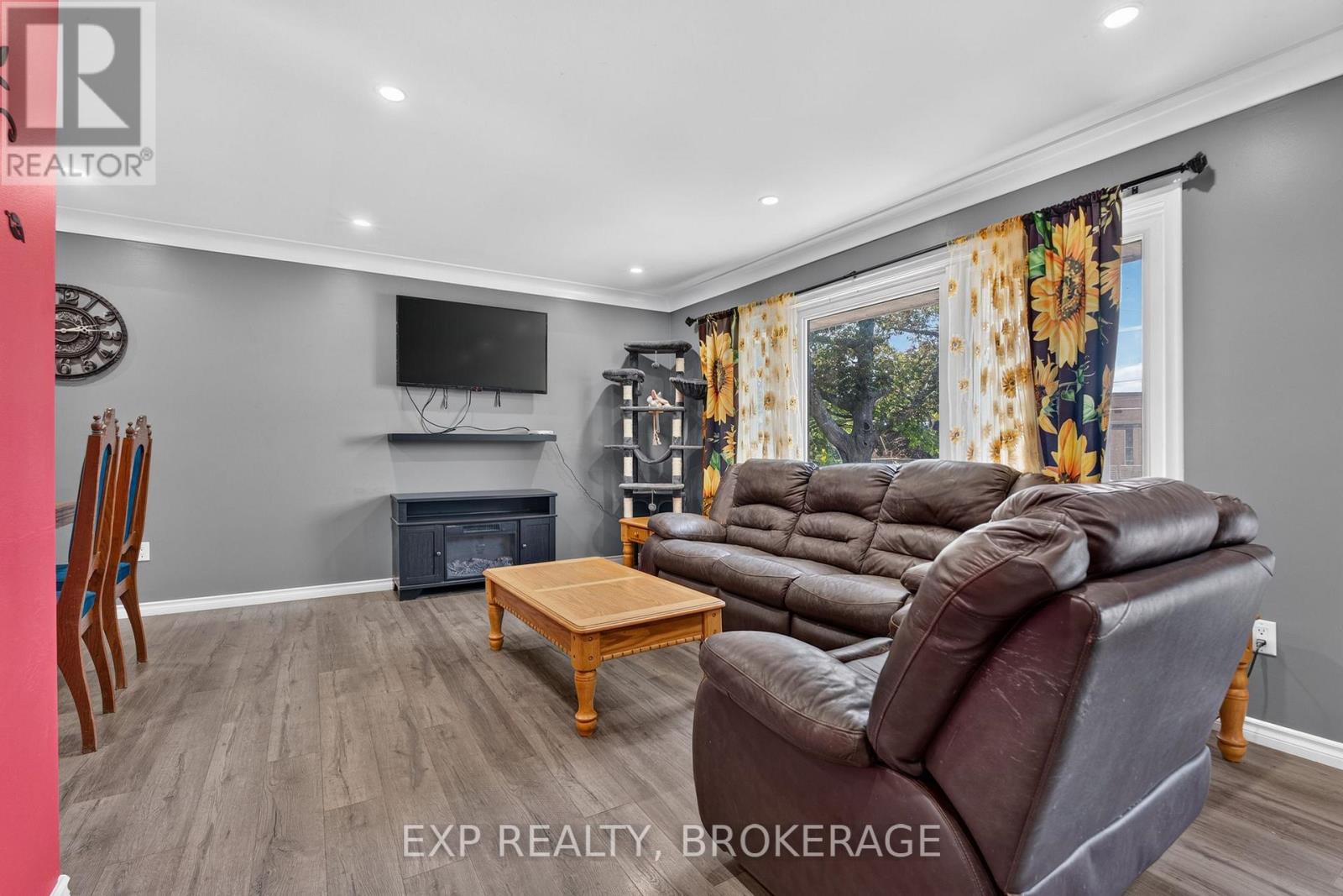 59 FAIRFIELD BOULEVARD - Image 6
