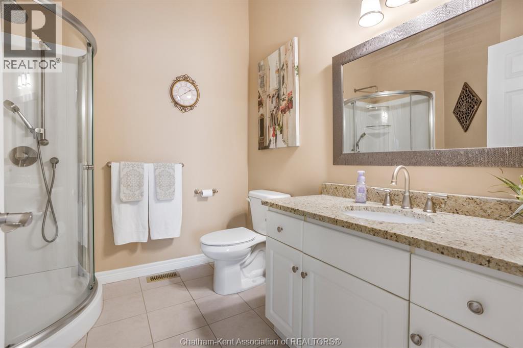 24 Mcintosh AVENUE - 13