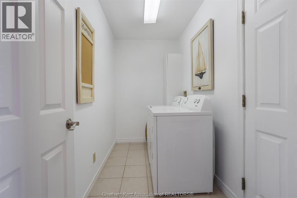 24 Mcintosh AVENUE - 5