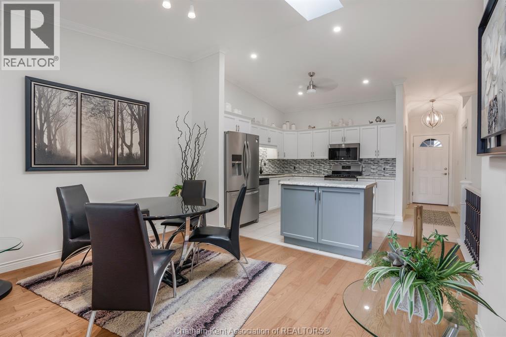24 Mcintosh AVENUE - 17