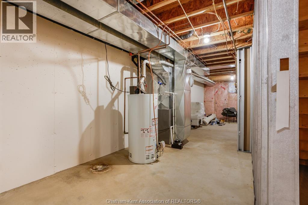 24 Mcintosh AVENUE - 27