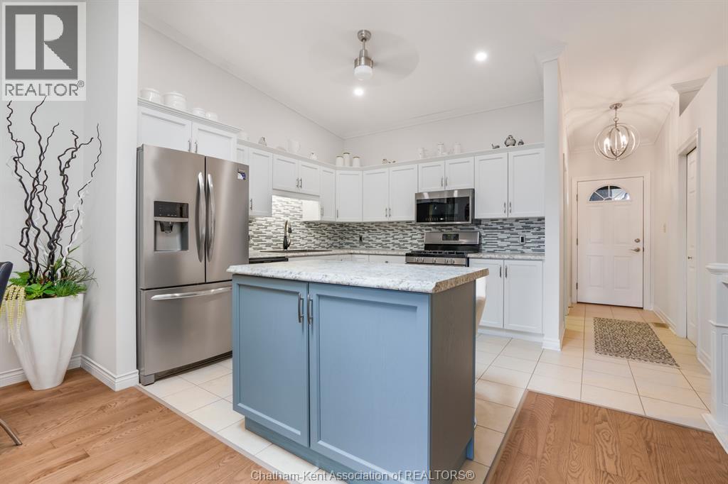 24 Mcintosh AVENUE - 18