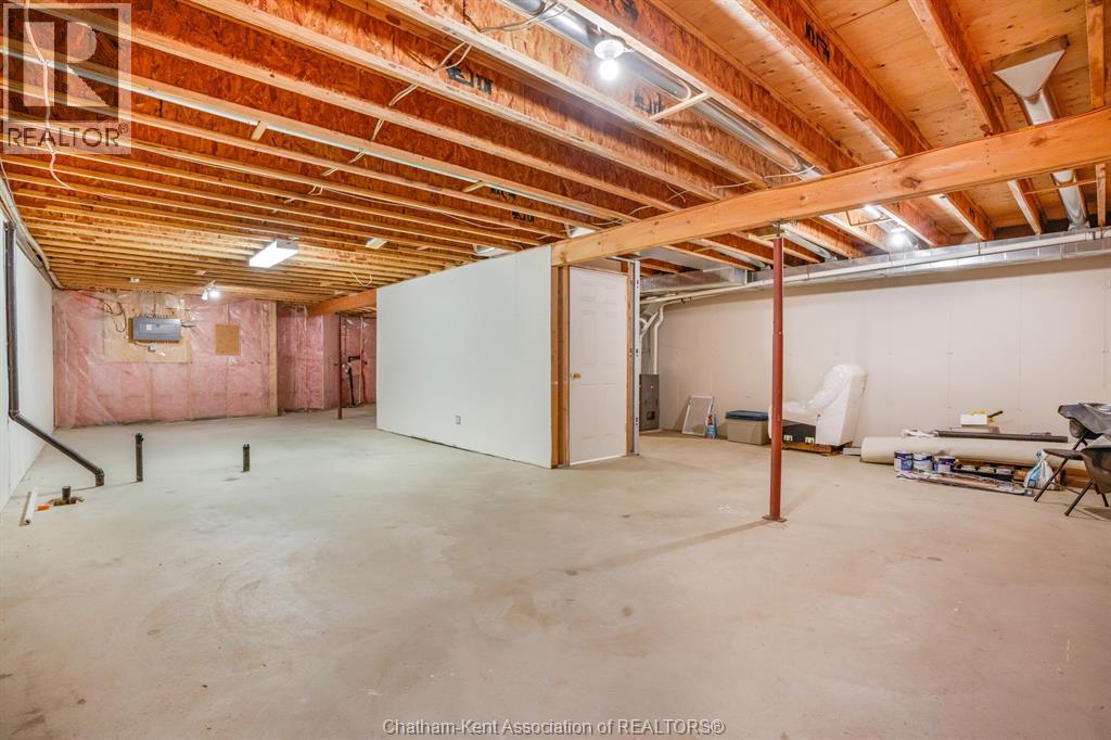 24 Mcintosh AVENUE - 26