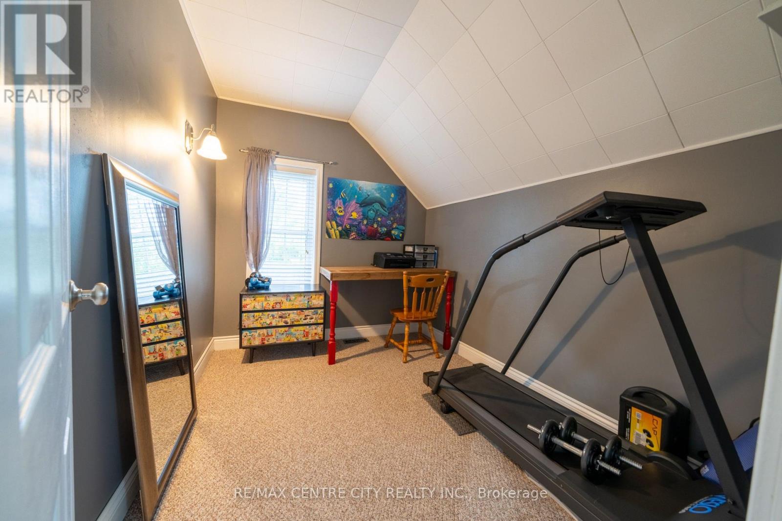 2179 EGREMONT DRIVE - 37