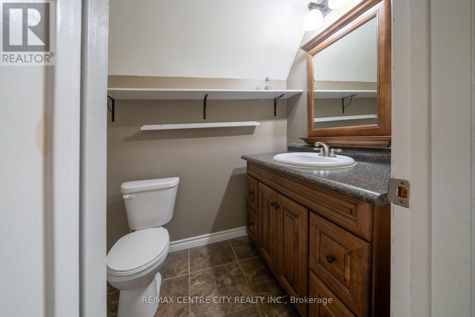 2179 EGREMONT DRIVE - 38