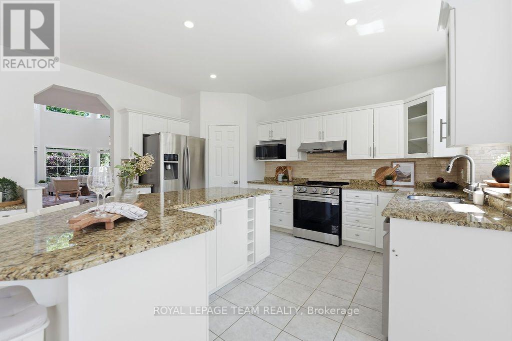 13 RIVERSTONE DRIVE - 16