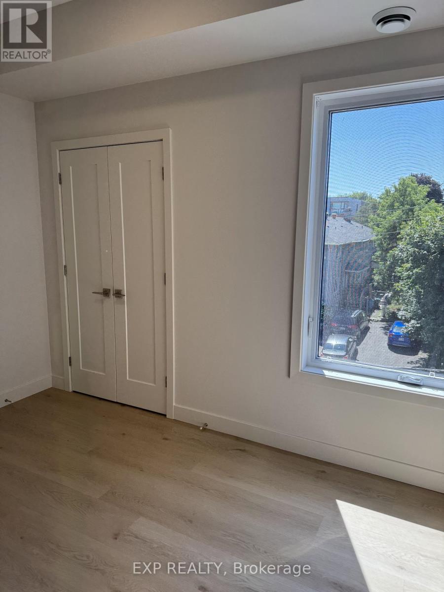 2 Bed, 1 Bath Multi-Family for Rent in Ottawa – 7 – 1301 DORCHESTER AVENUE, Ottawa – MLS# X13611388 - Image 7