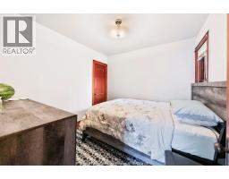 1596 Victoria, Windsor, ON N8X1P5 Photo 9
