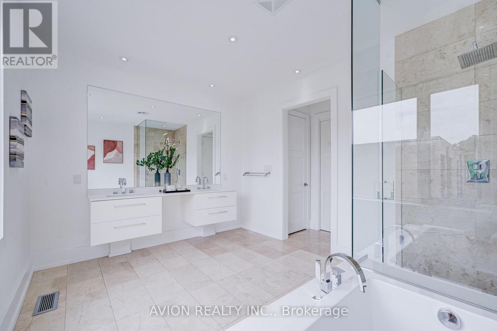 7A SYLVAN AVENUE - 26