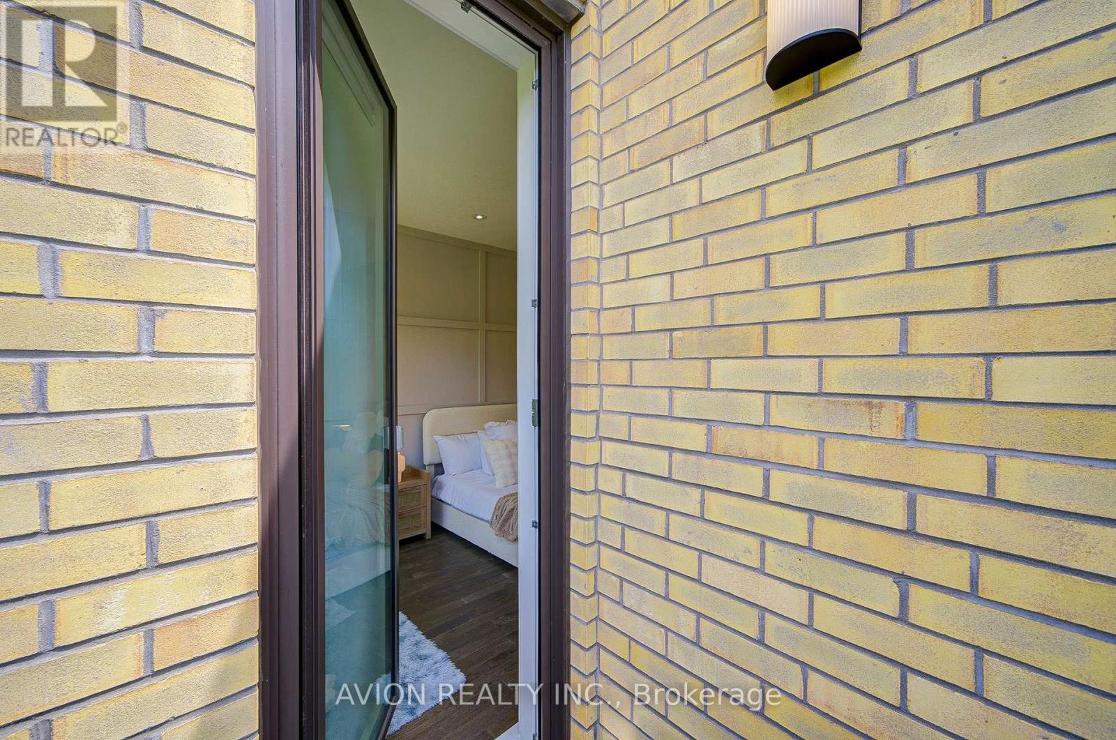 7A SYLVAN AVENUE - 31