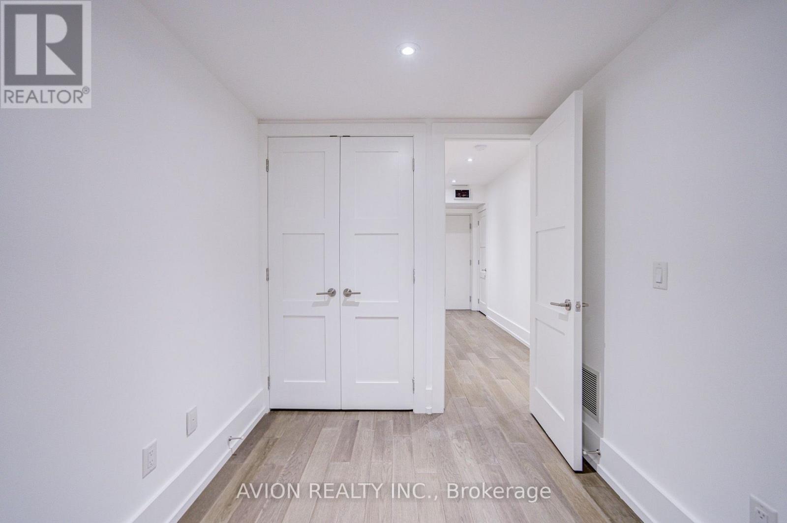 7A SYLVAN AVENUE - 36