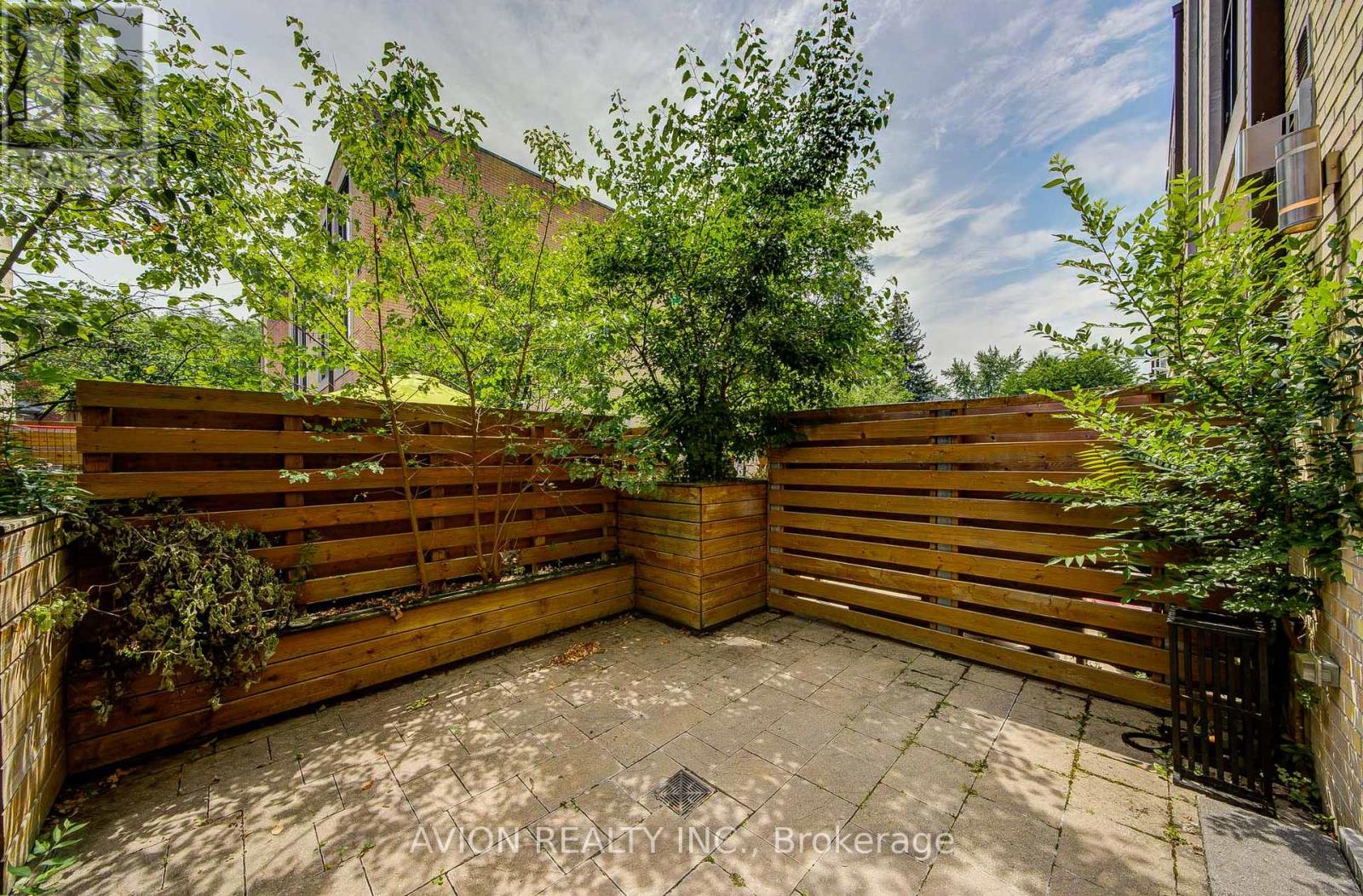 7A SYLVAN AVENUE - 40