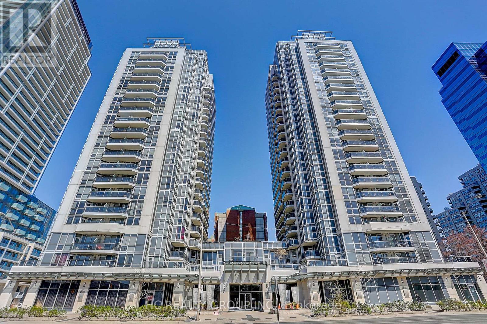 Photo of 5791 Yonge Street