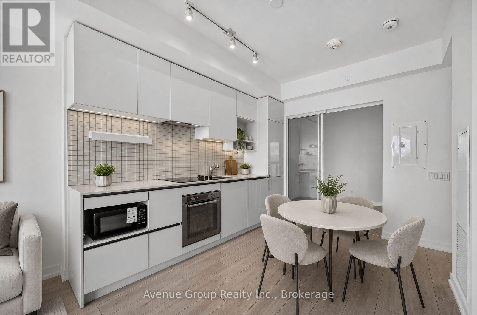 #2106 898 PORTAGE PARKWAY - 13