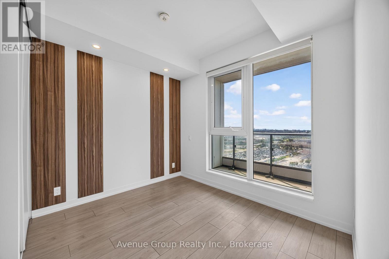 #2106 898 PORTAGE PARKWAY - 30