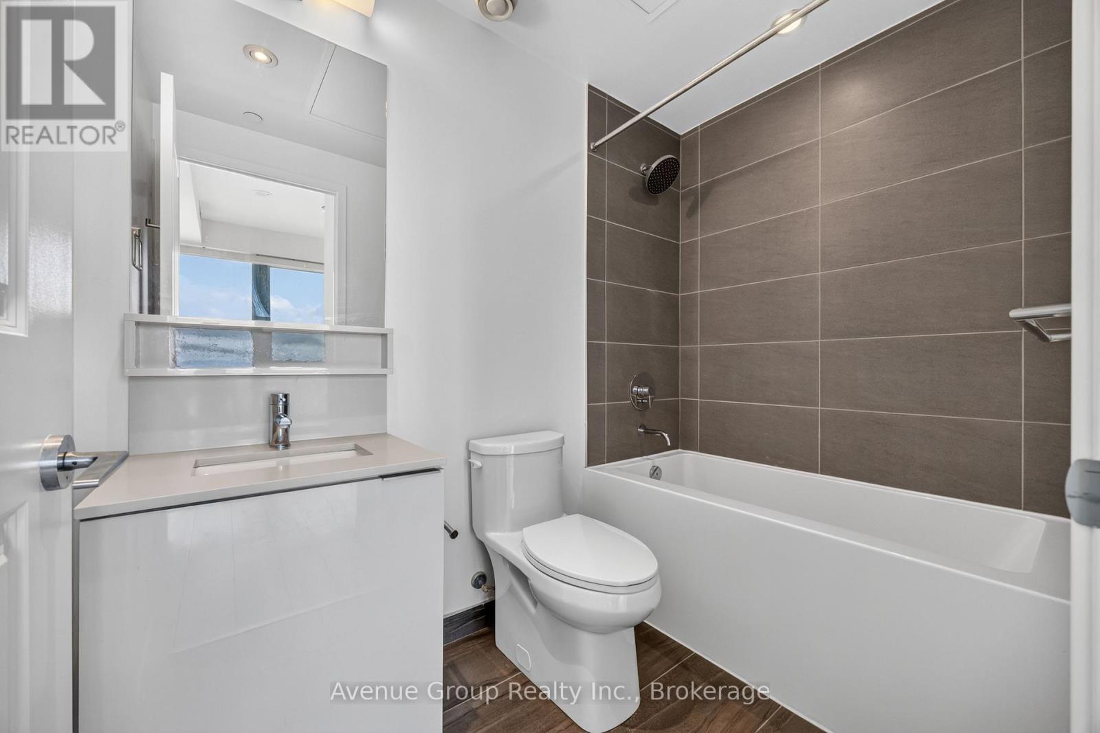 #2106 898 PORTAGE PARKWAY - 36