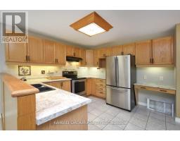 Bedroom 2 - 72 Osprey Ridge Road, Barrie, ON L4M6P3 Photo 6