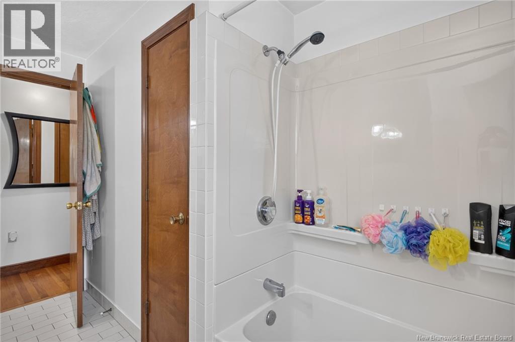 22 Vaughan Drive - Image 17