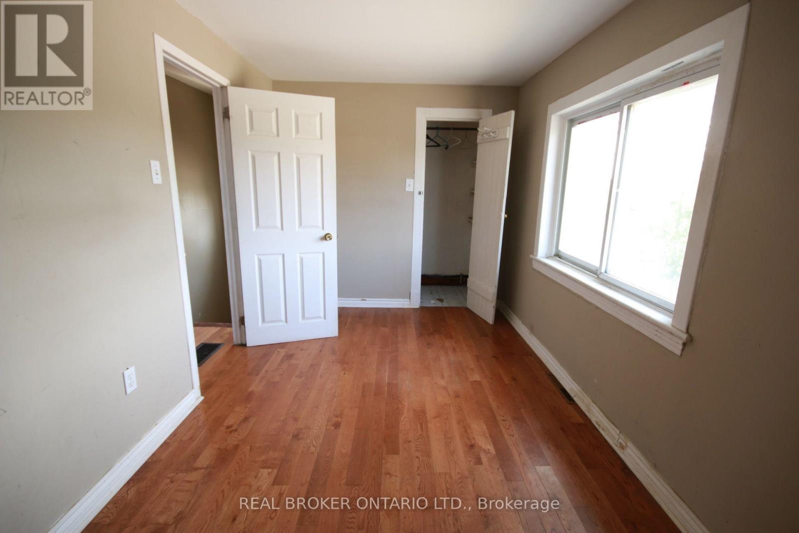 236 MOUNTAIN STREET - 7