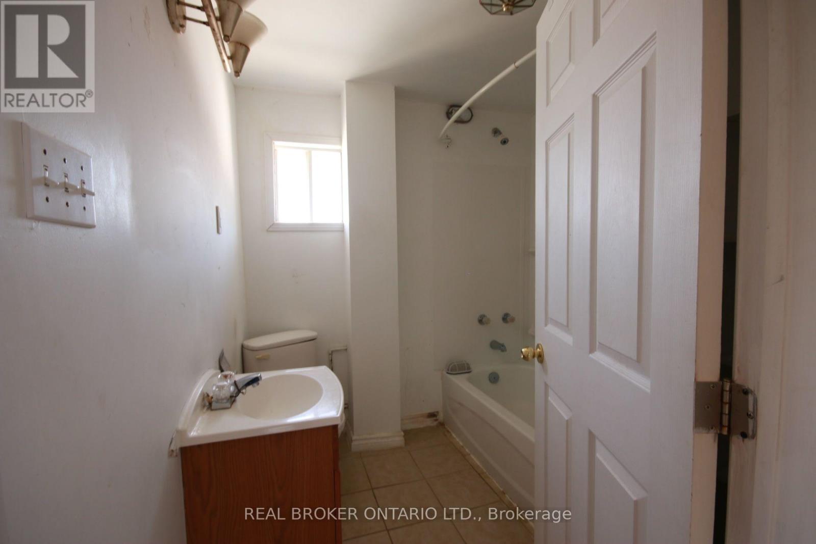 236 MOUNTAIN STREET - 8