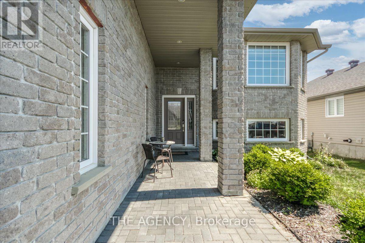 8 ALLISTON STREET - Image 10