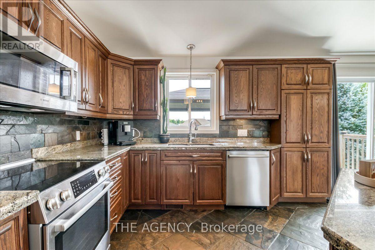 8 ALLISTON STREET - Image 17