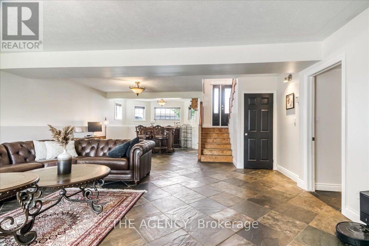8 ALLISTON STREET - Image 26