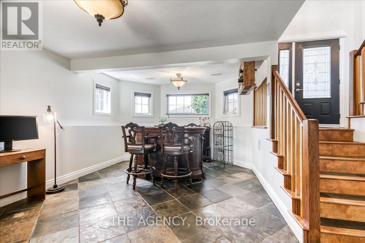 8 ALLISTON STREET - Image 29