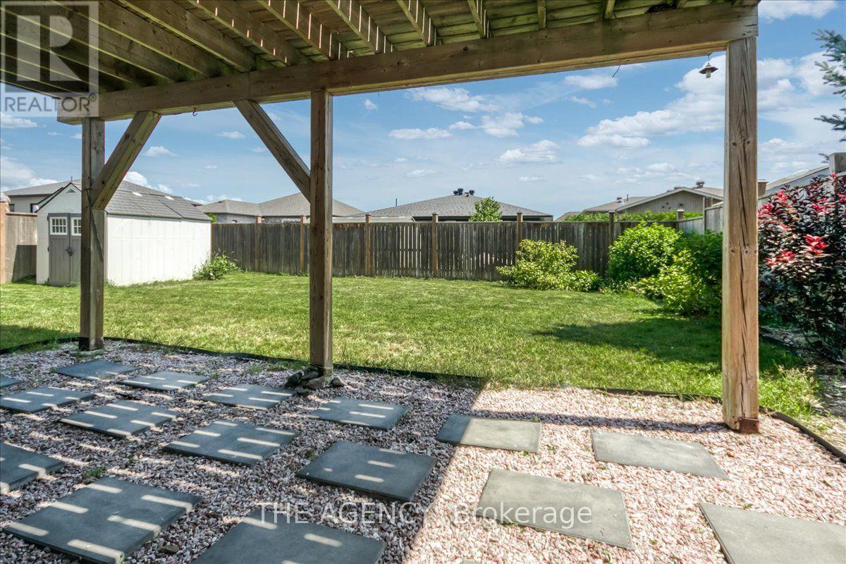 8 ALLISTON STREET - Image 37