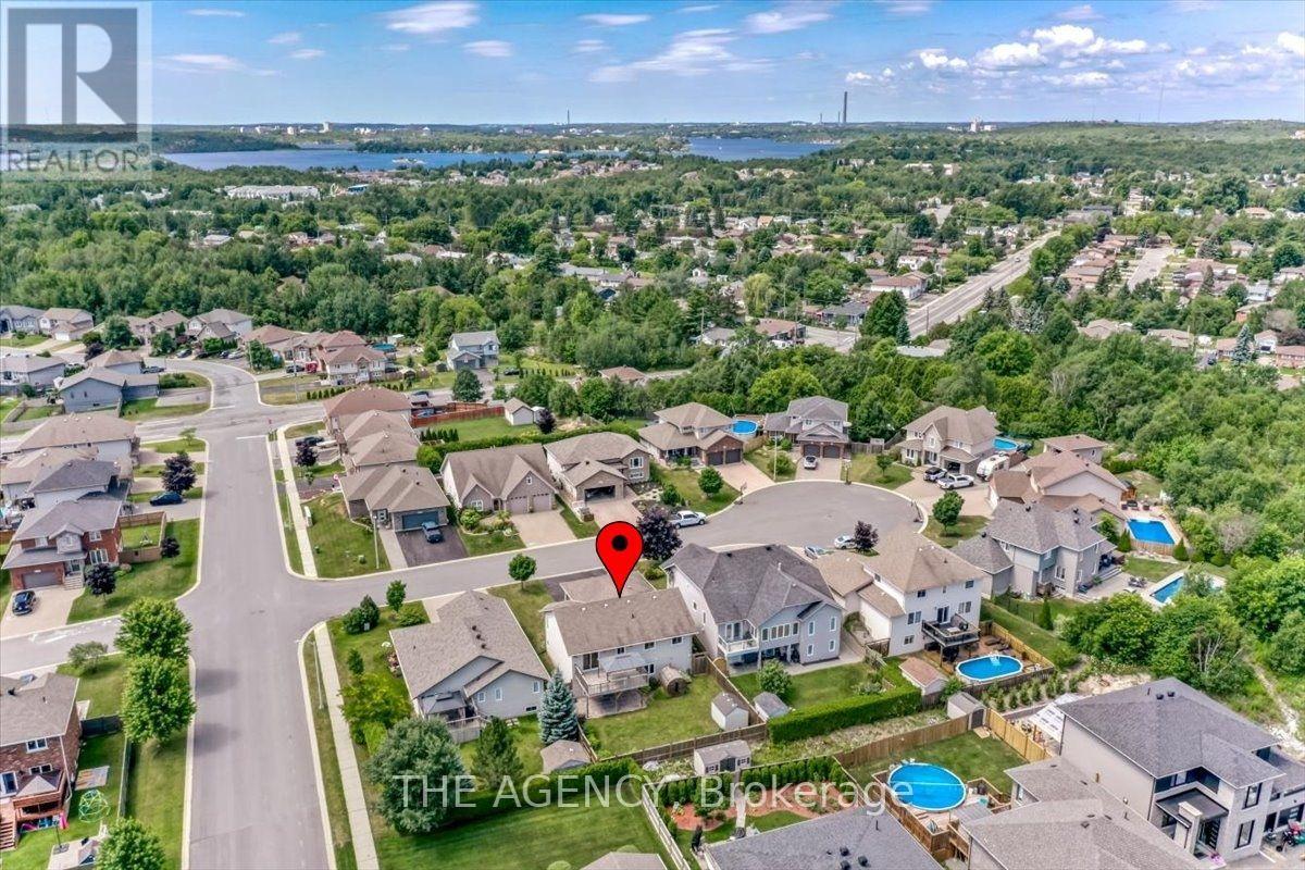8 ALLISTON STREET - 45