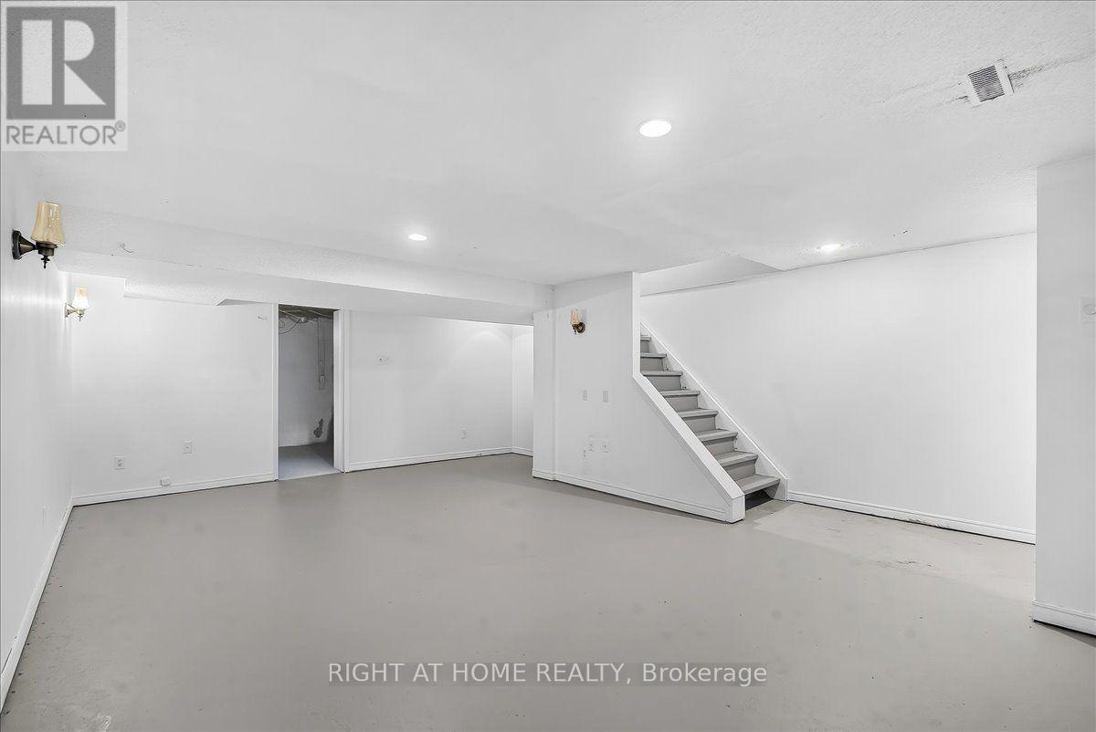 620 CARLTON STREET - Image 24