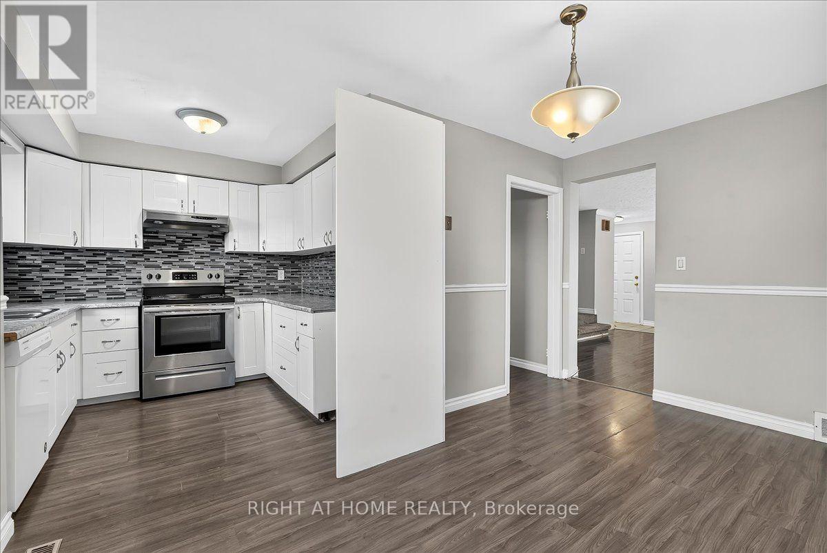 620 CARLTON STREET - 7
