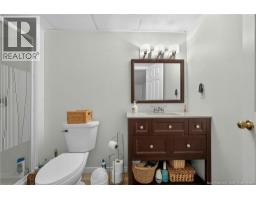 409 Gaspe, Dieppe, NB E1A6V8 Photo 19