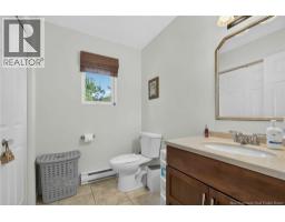 2pc Bathroom - 409 Gaspe, Dieppe, NB E1A6V8 Photo 9