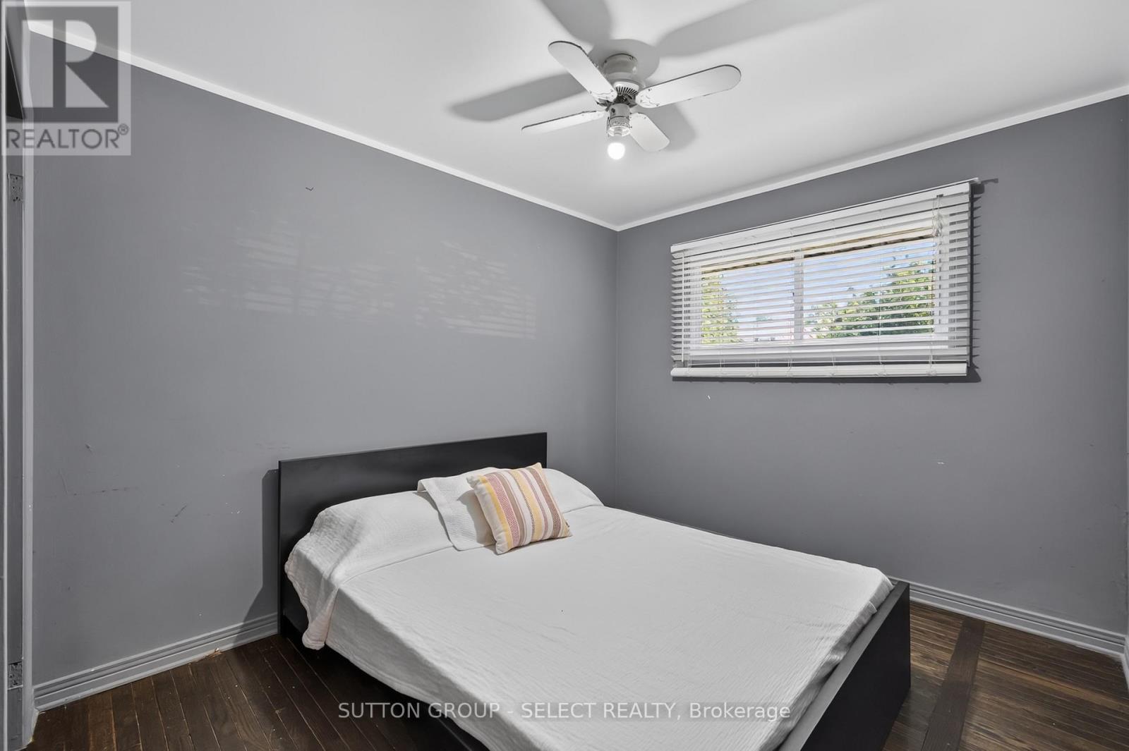 1470 PERTH AVENUE - 24