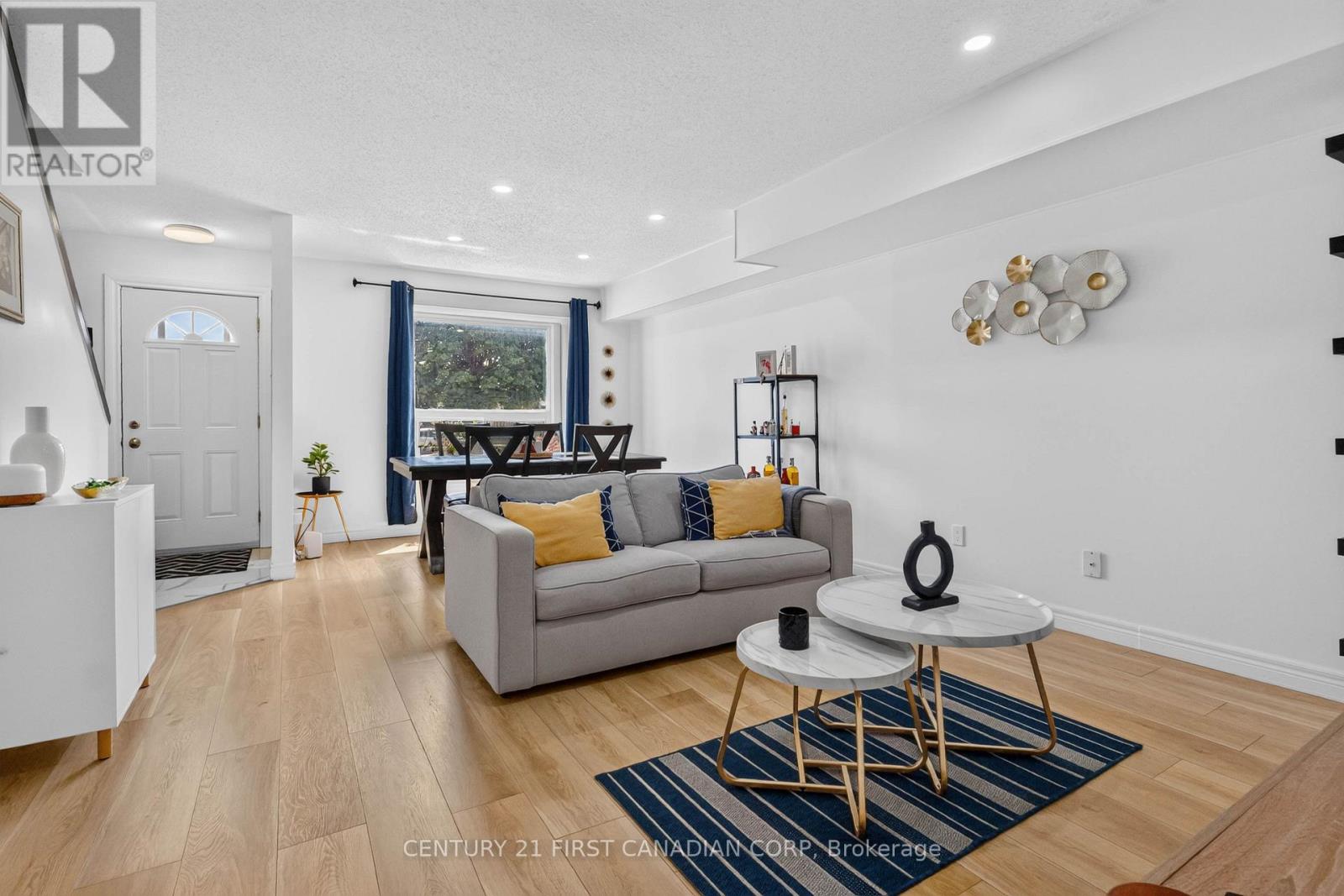 #12 1430 JALNA BOULEVARD - Image 10