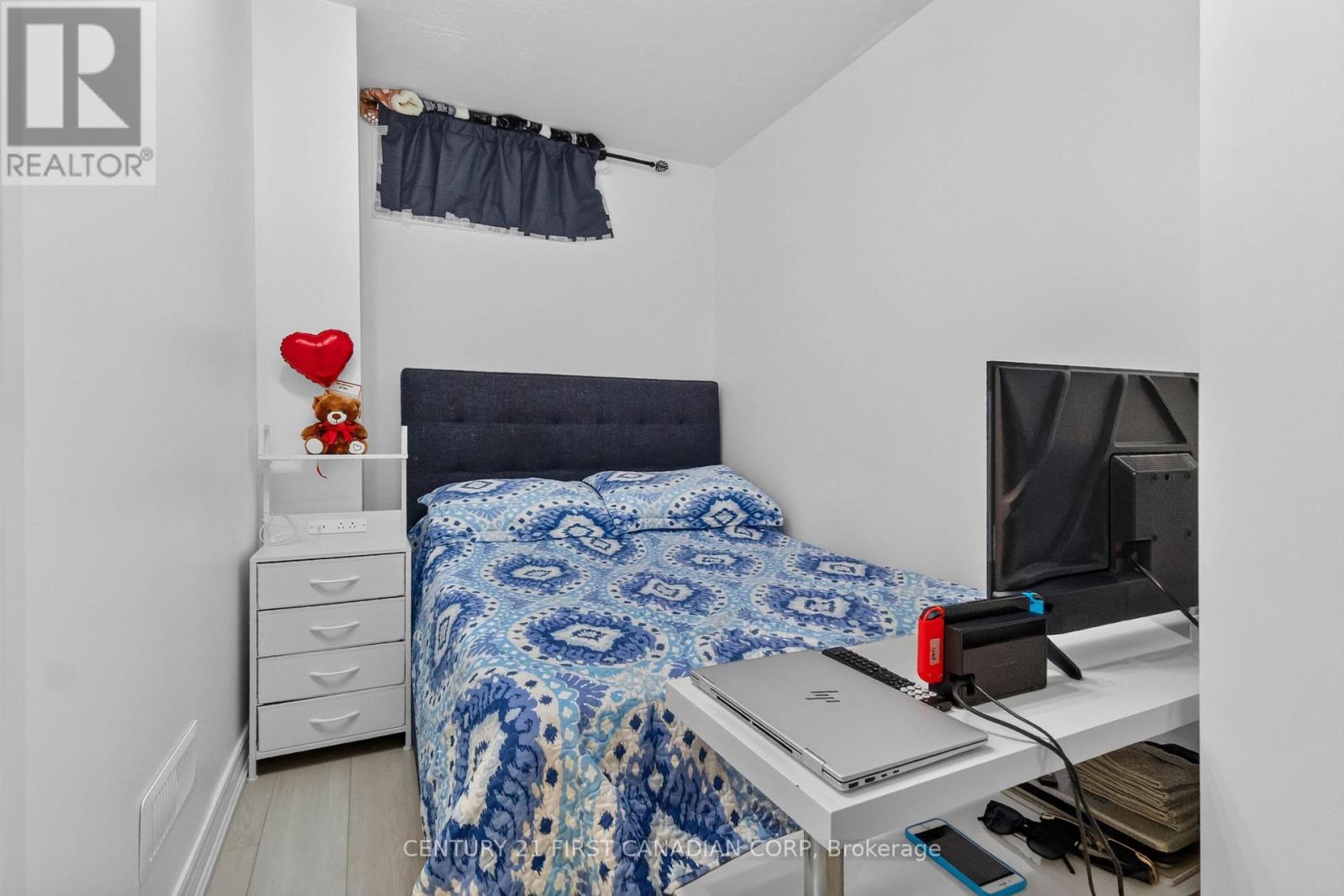 #12 1430 JALNA BOULEVARD - Image 24