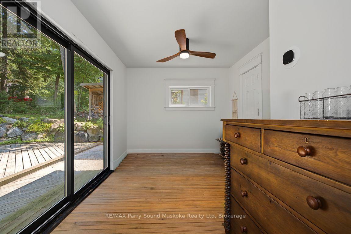 29 WAUBEEK STREET - Image 17