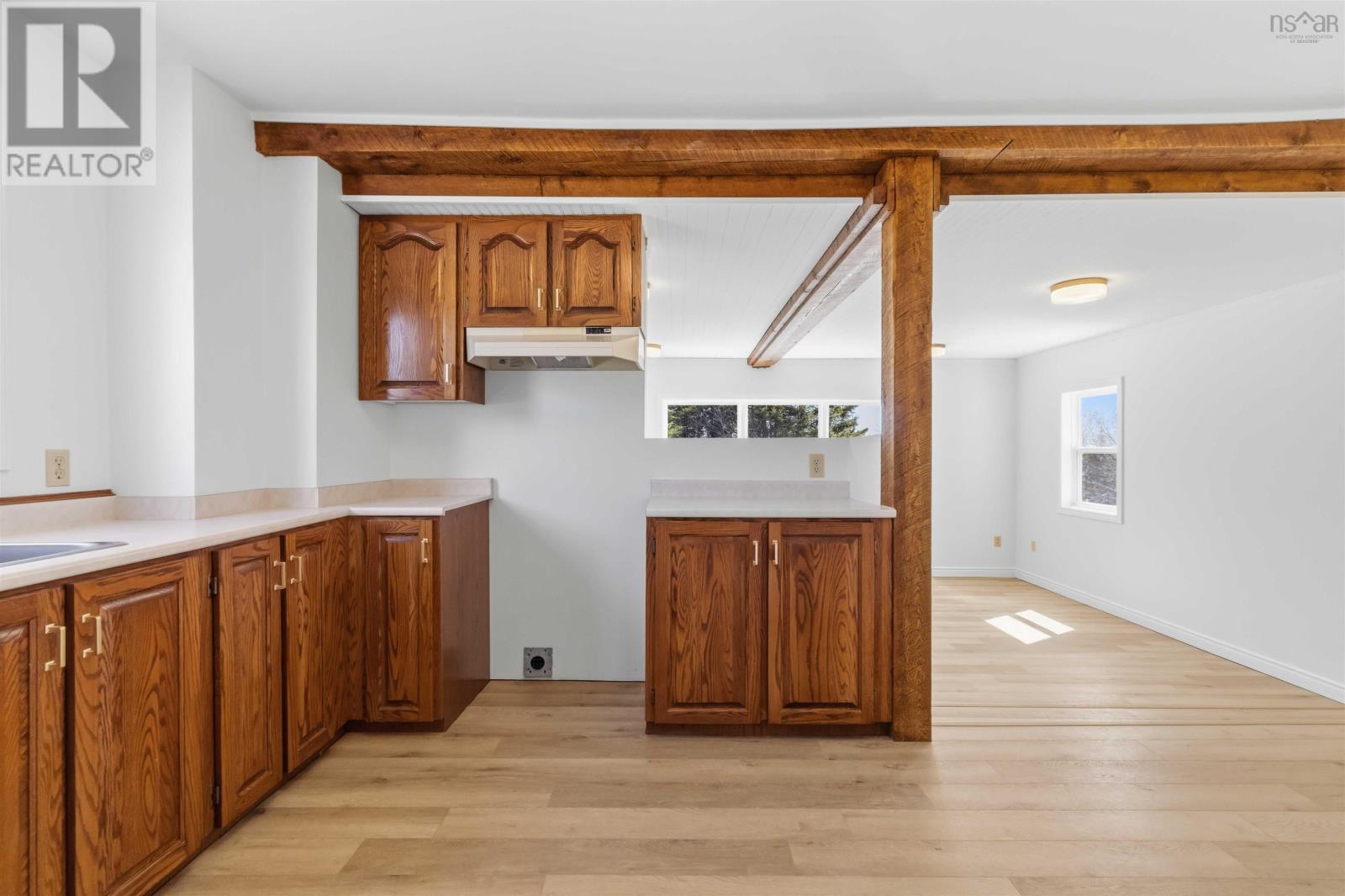 341 Myra Road - 13